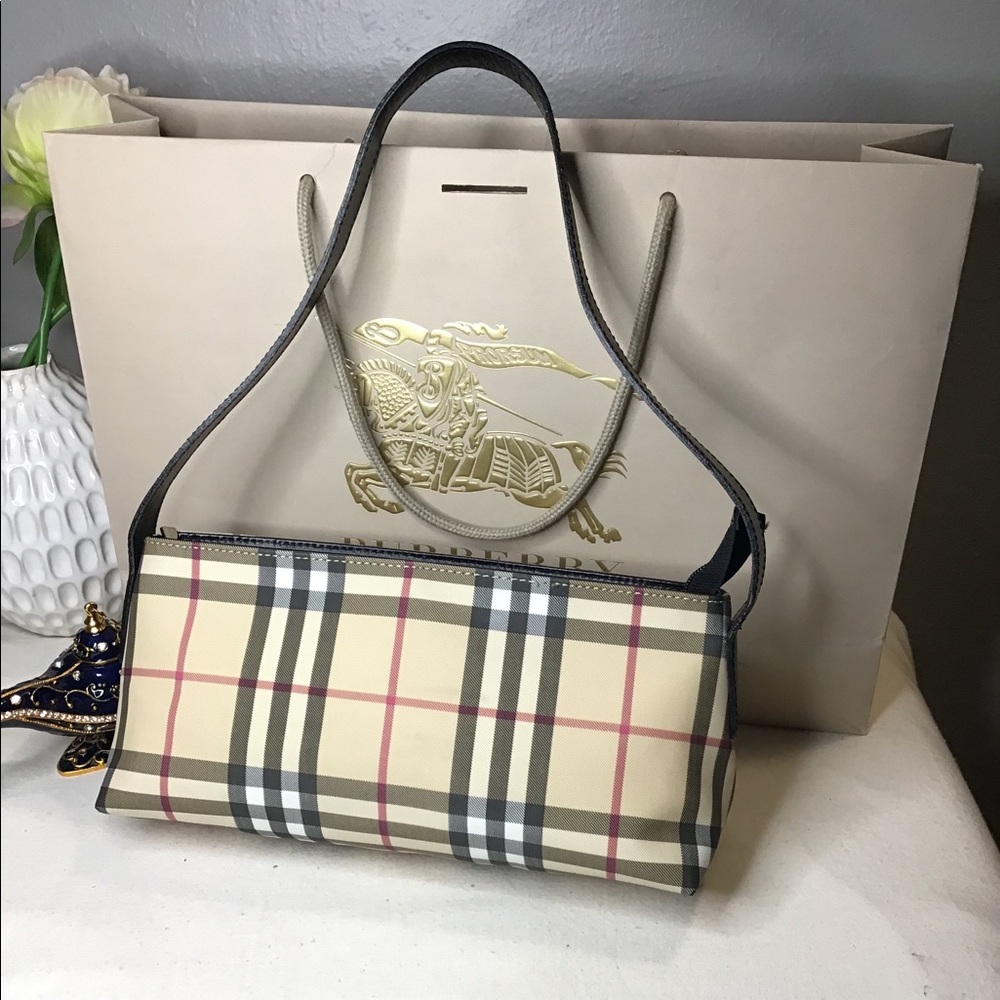 🛍Authentic BURBERRY Nova Check Pochette